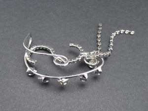 Кафф со стразами, серебро. EC31344