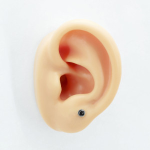 Интернал-лабрета 1,2 мм. Титан, вставка - черный оникс 4 мм. LBICST0696