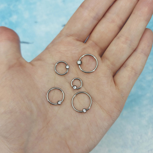 Кольцо 1,2 мм. Титан. Шарик с кристаллом. BCRTC16